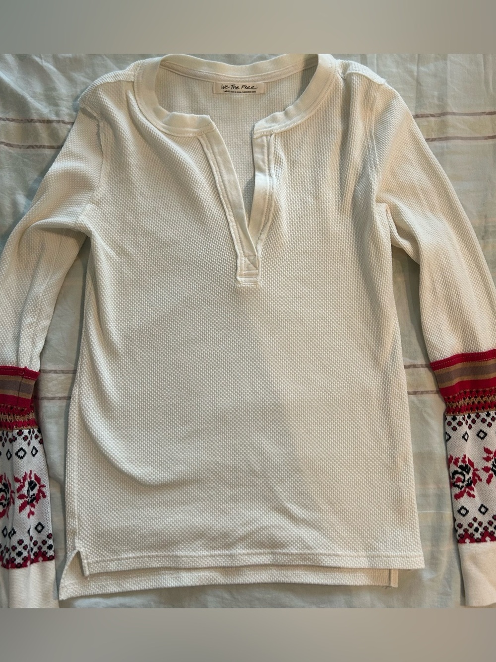We The Free Cream V-neck Waffle-Knit Long Sleeve Top with Red pattern cuffs L